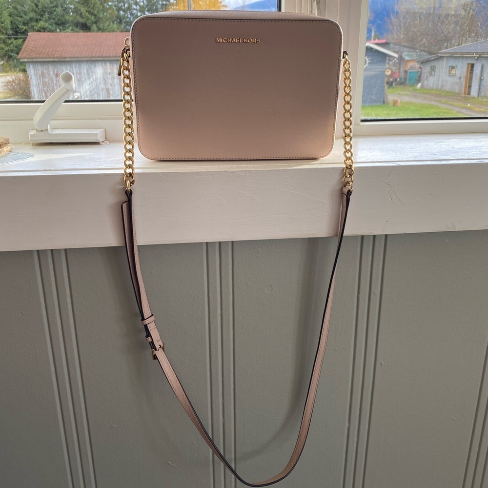 Michael Kors Cross Body Bag